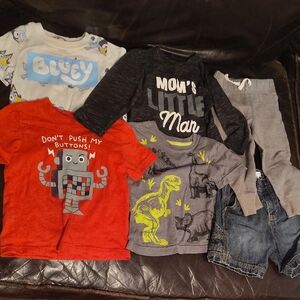 Red Robot Graphic Kids T-Shirt